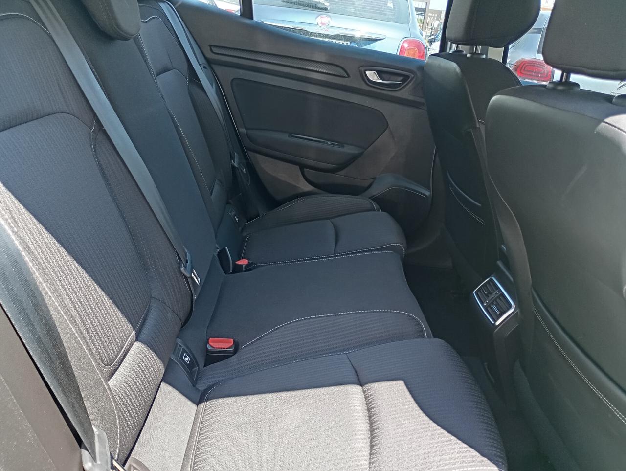 Renault Megane 1.5 Blue dCi 95CV Business