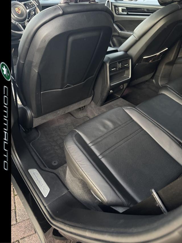 PORSCHE Cayenne Coupé 3.0 V6