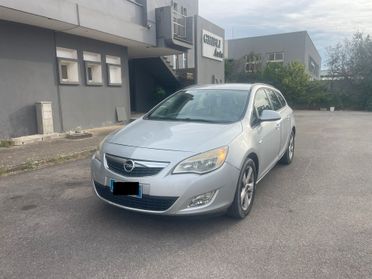 Opel Astra 1.3 CDTI 95CV S&S Sports Tourer Cosmo