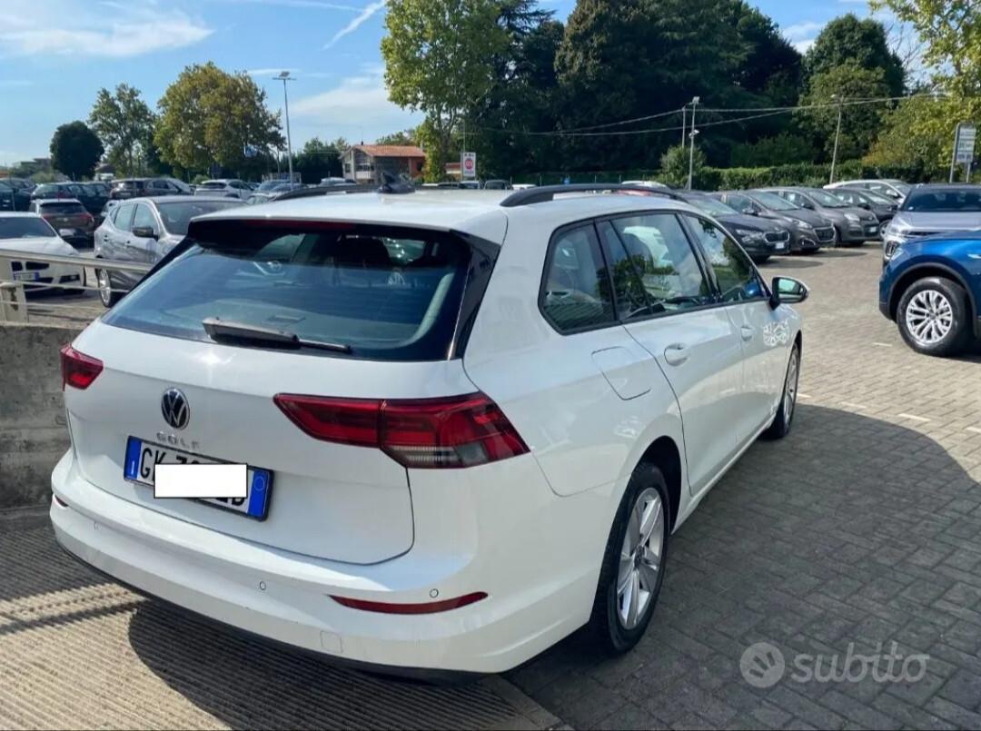 Volkswagen Golf 8 Variant 2.0 TDI SCR DSG Life