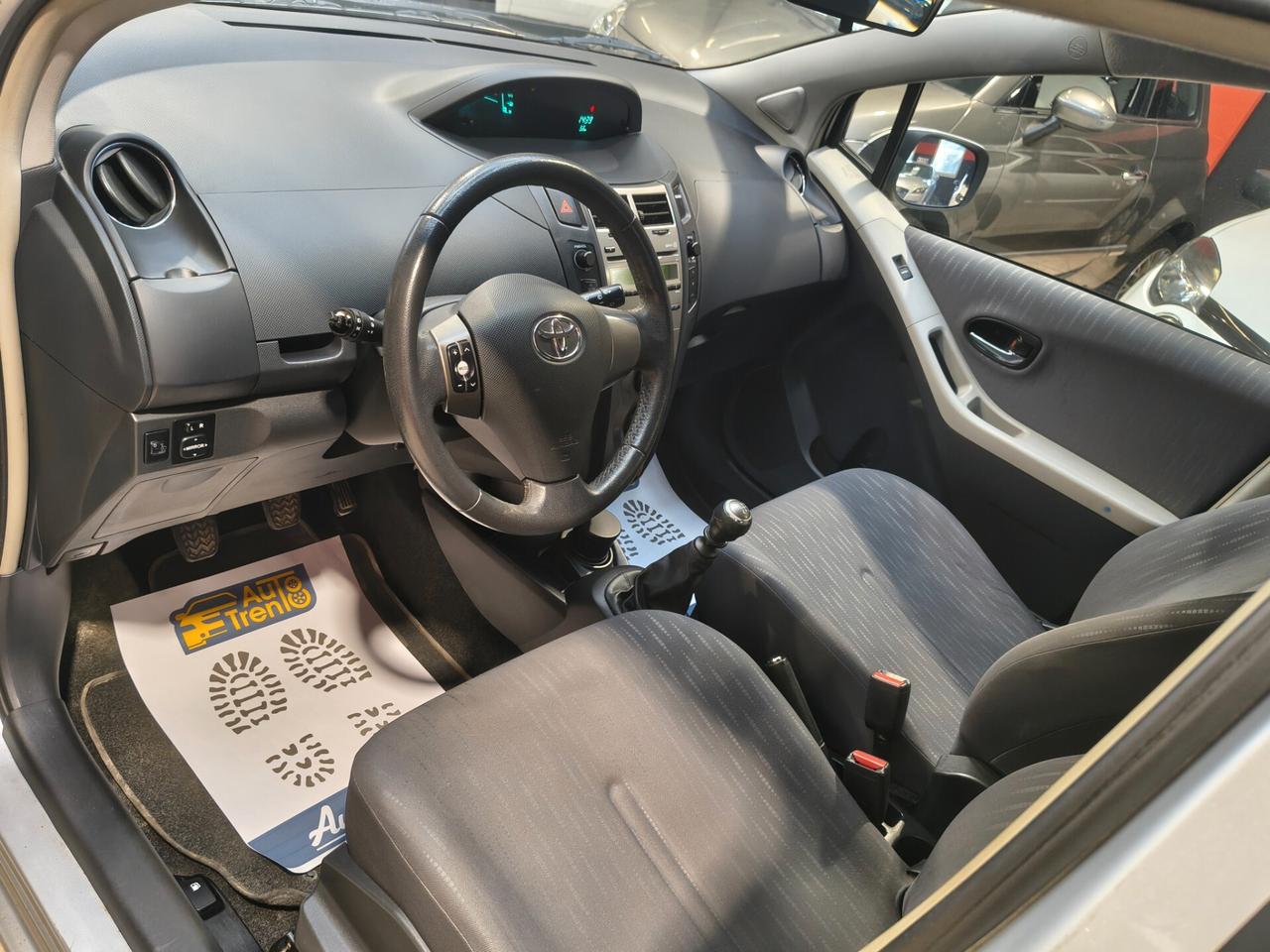 Toyota Yaris 1.3 5 porte Sol