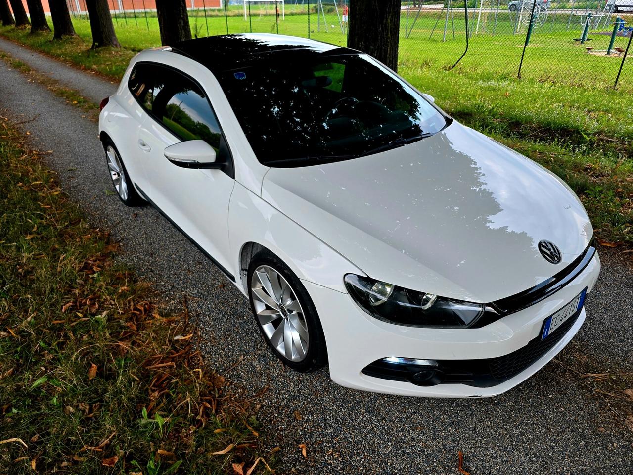 Volkswagen Scirocco 1.4 TSI 160CV