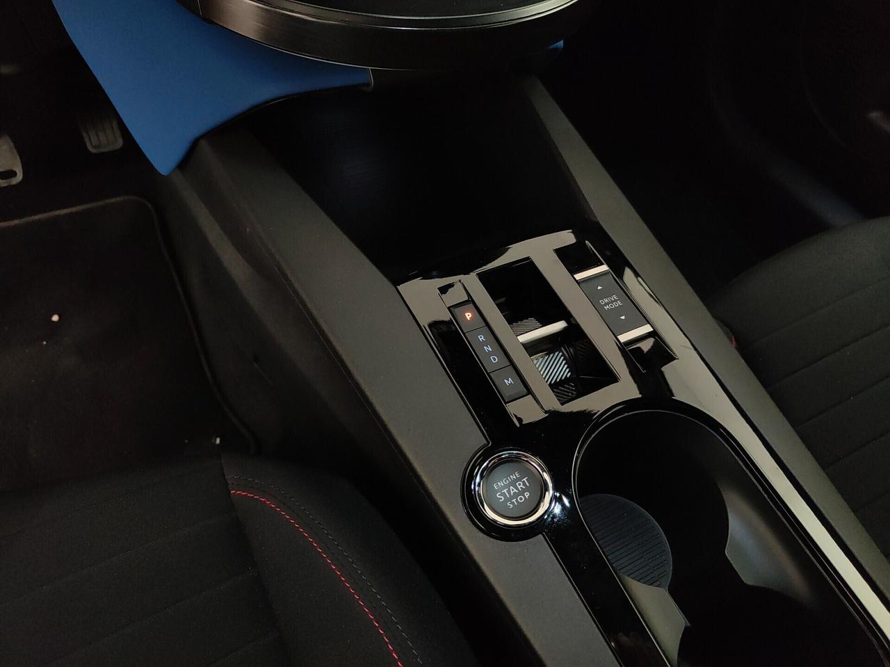 Lancia Ypsilon Hybrid e-DCT HF Line