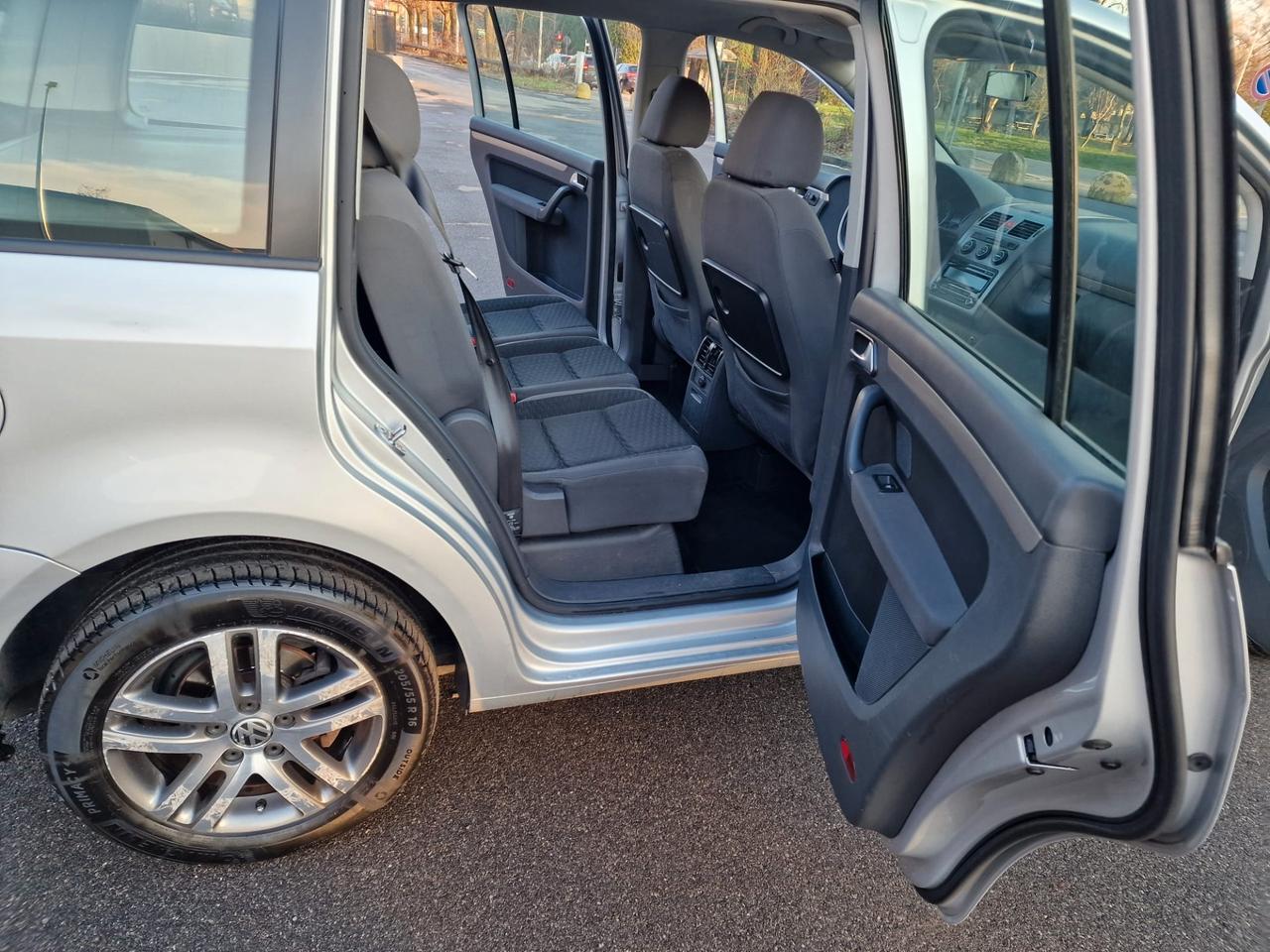 Volkswagen Touran 2.0 Highline Ecofuel