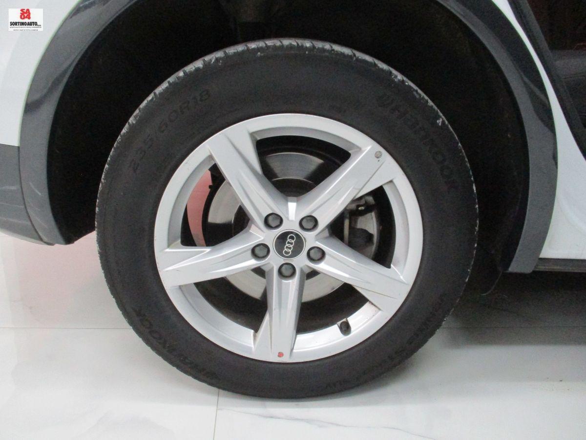 AUDI Q5 SPB 40 TDI quattro S tr. Bus.Adv.2021 FULL