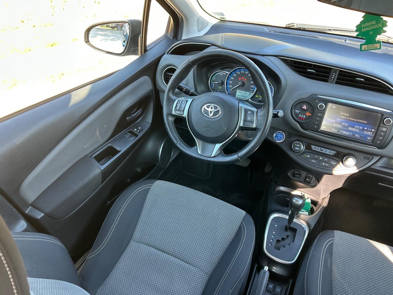 Toyota Yaris 1.5 Hybrid 5 porte Active neopatentati