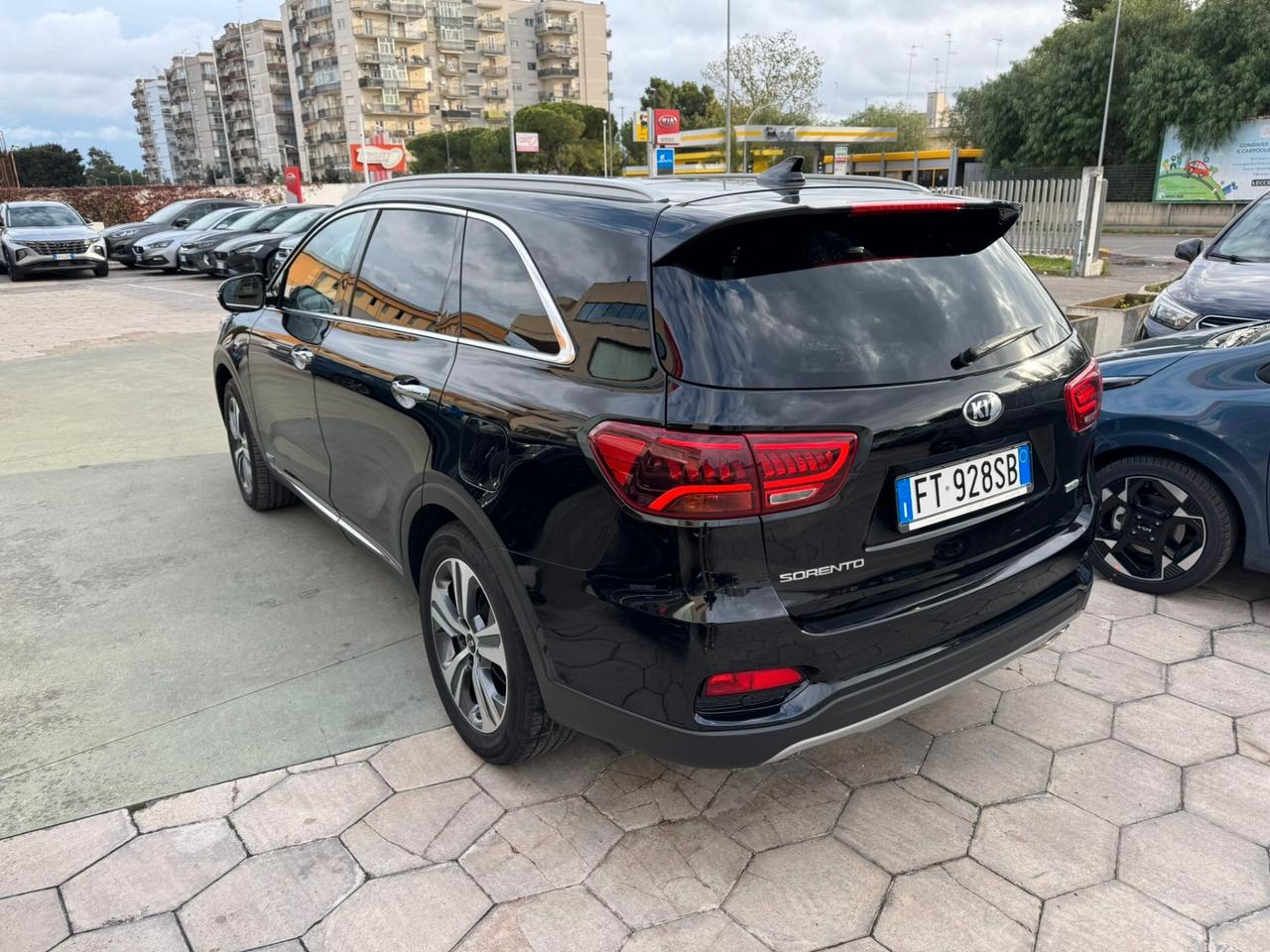 KIA SORENTO 2.0 DIESEL AUTOMATICO 4 RUOTE MOTRICI