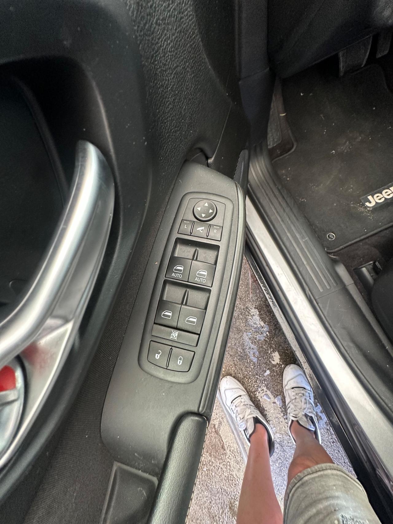 Jeep Cherokee 2.2 Mjt II 4WD Active Drive I Night Eagle
