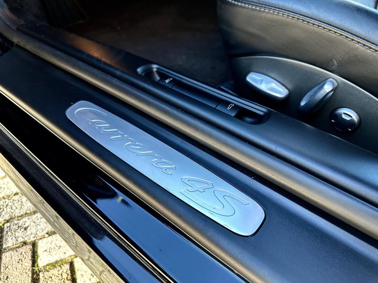 Porsche 911 Carrera 4S Coupé