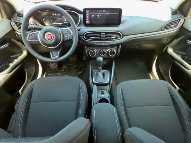 FIAT Tipo 1.5 Hybrid DCT SW Cross