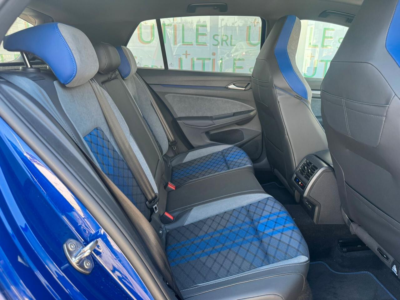 Volkswagen Golf 2.0 TSI DSG 4Motion R