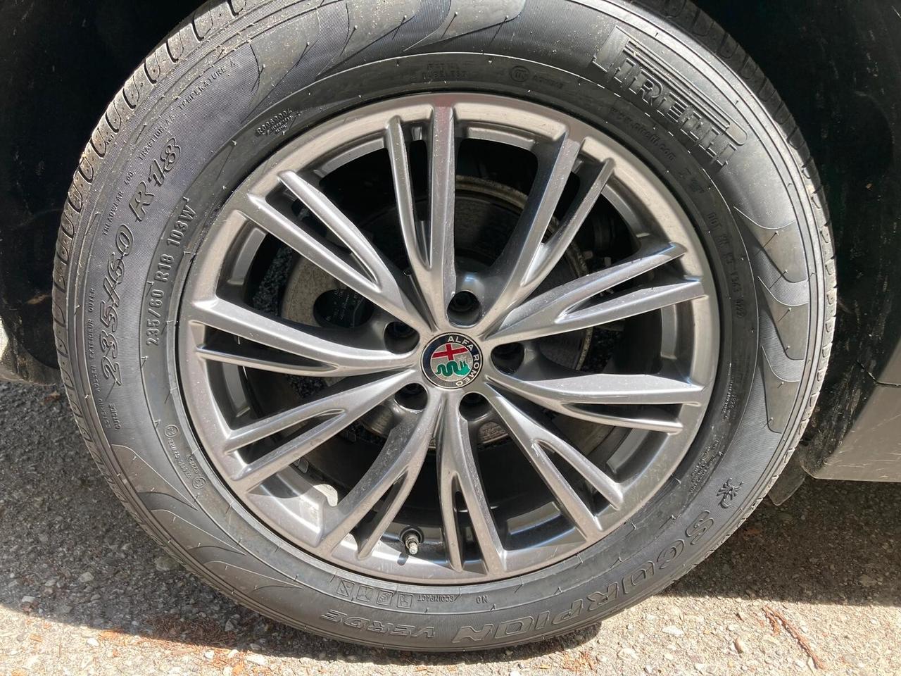 Alfa Romeo Stelvio 2.2 190cv *MOTORE NUOVO*