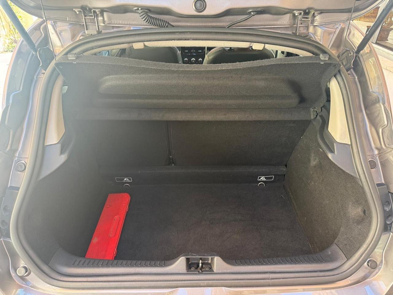 RENAULT Clio 1.5 dCi 75CV 5 porte Costume National