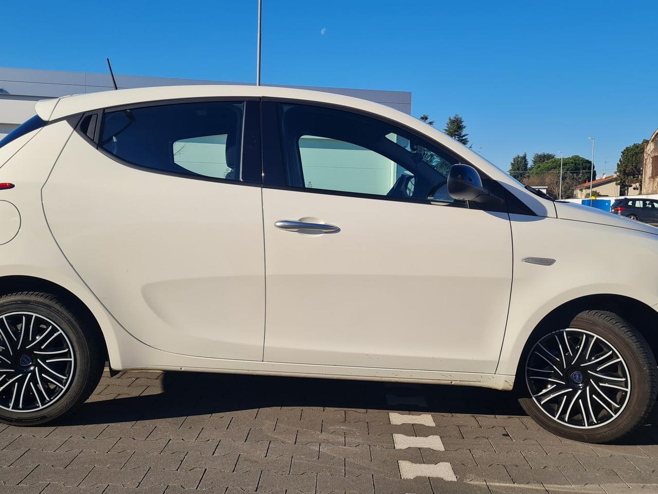 Lancia Ypsilon 1.0 FireFly MHEV Gold #8247