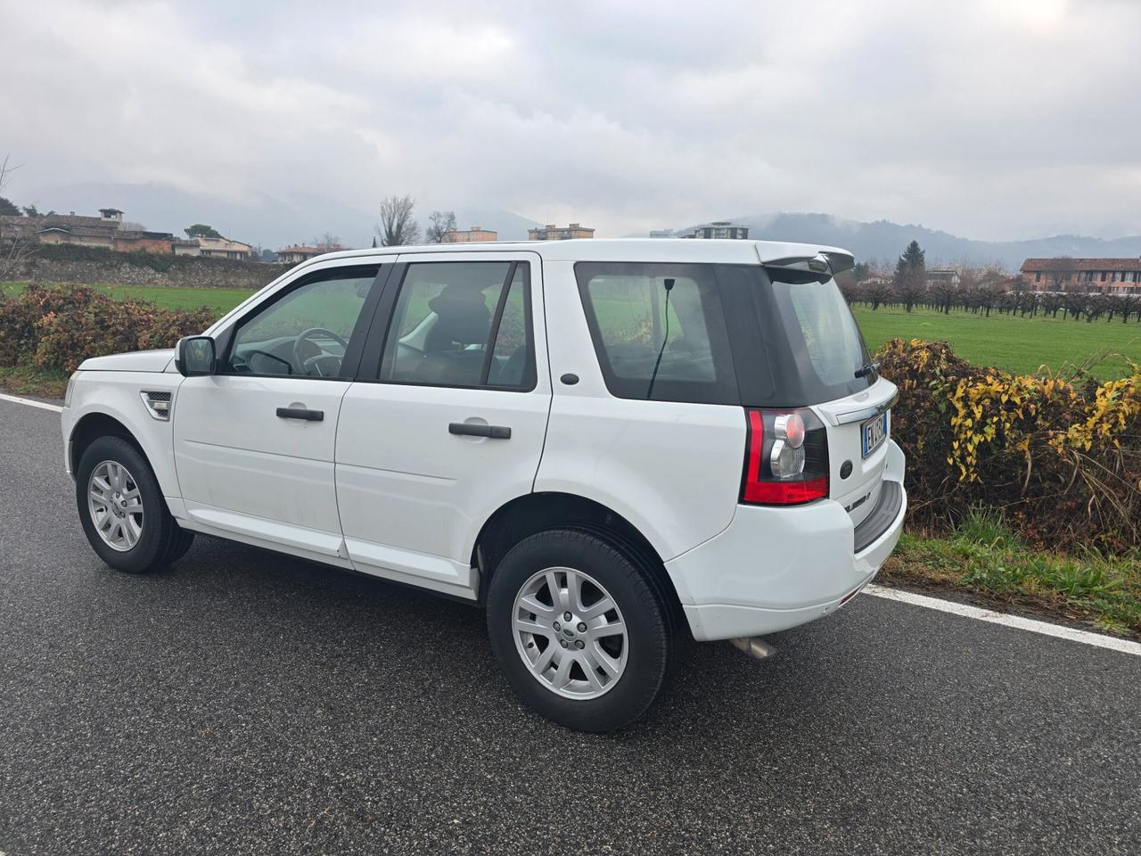 LAND ROVER FREELANDER 4×4 AUTOMATICO