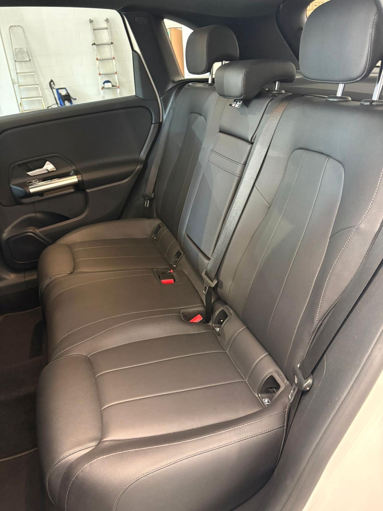 Mercedes-benz B 180 d Automatic Executive