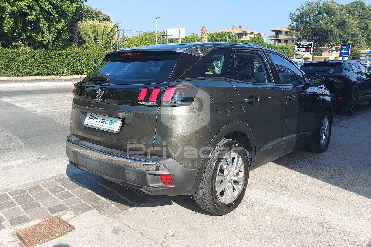 PEUGEOT 3008 BlueHDi 120 S&S Business