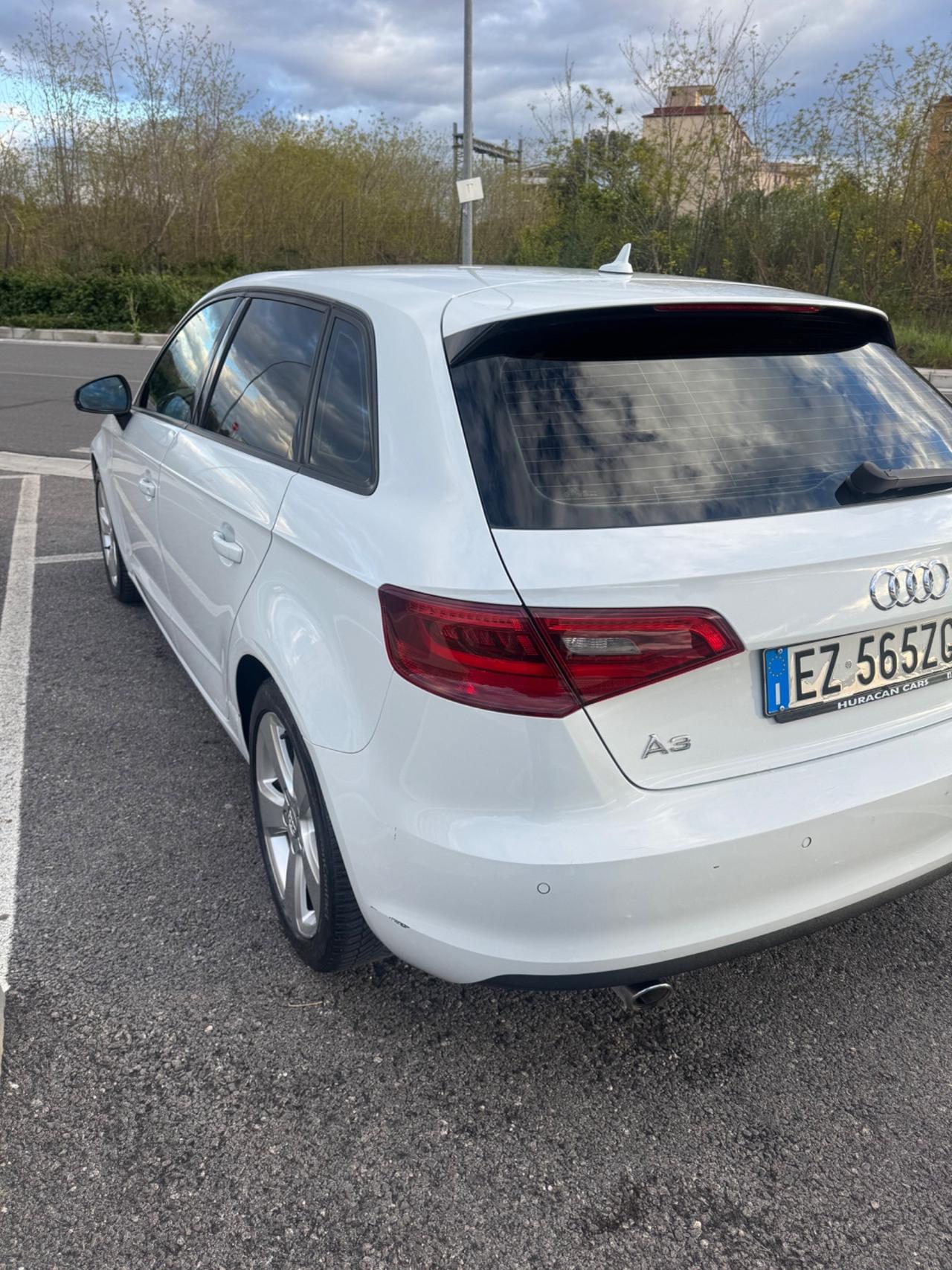 Audi A3 1.6 TDI clean diesel S tronic Ambiente