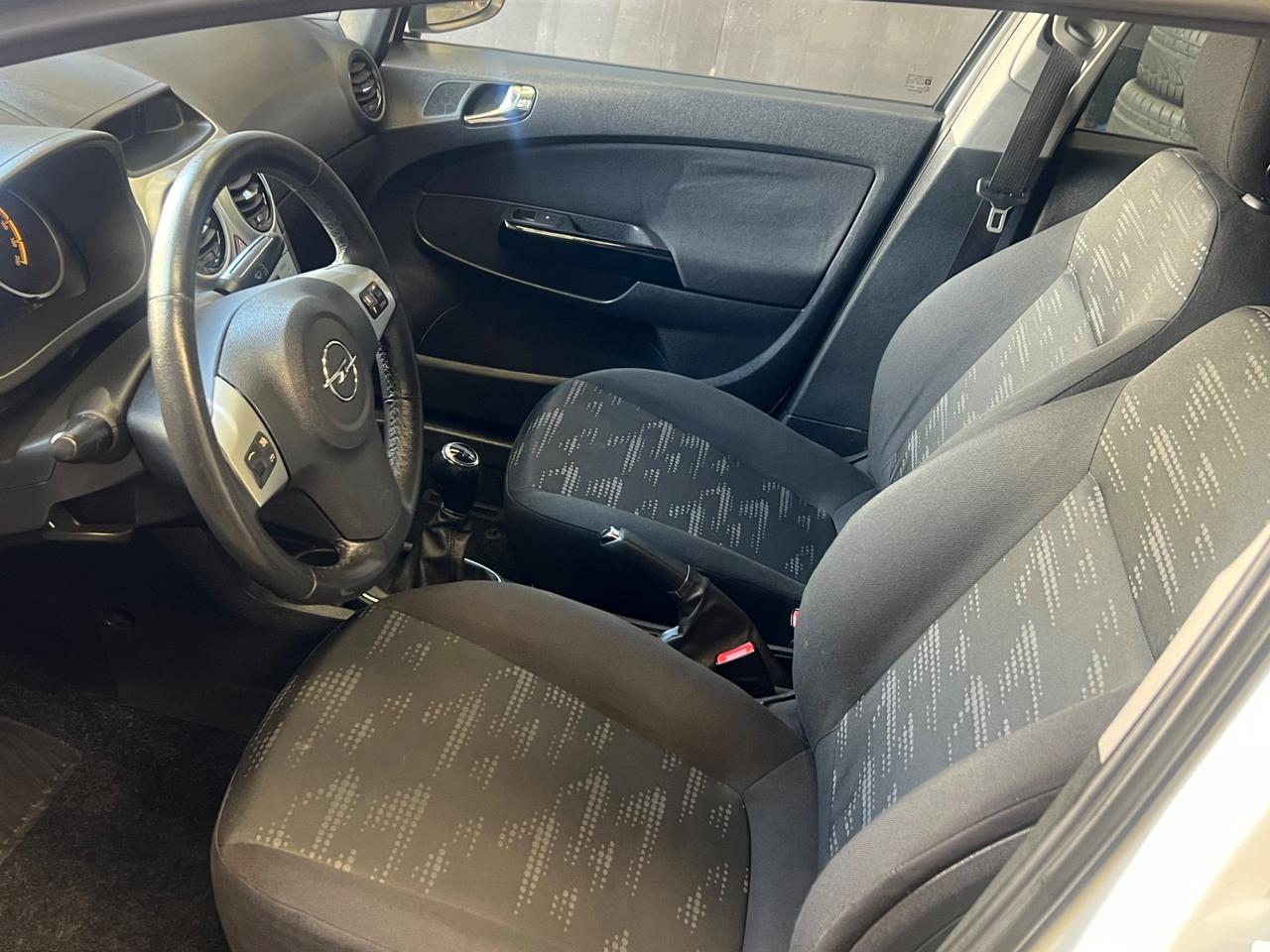Opel Corsa 1.2 85CV 5 porte GPL-TECH