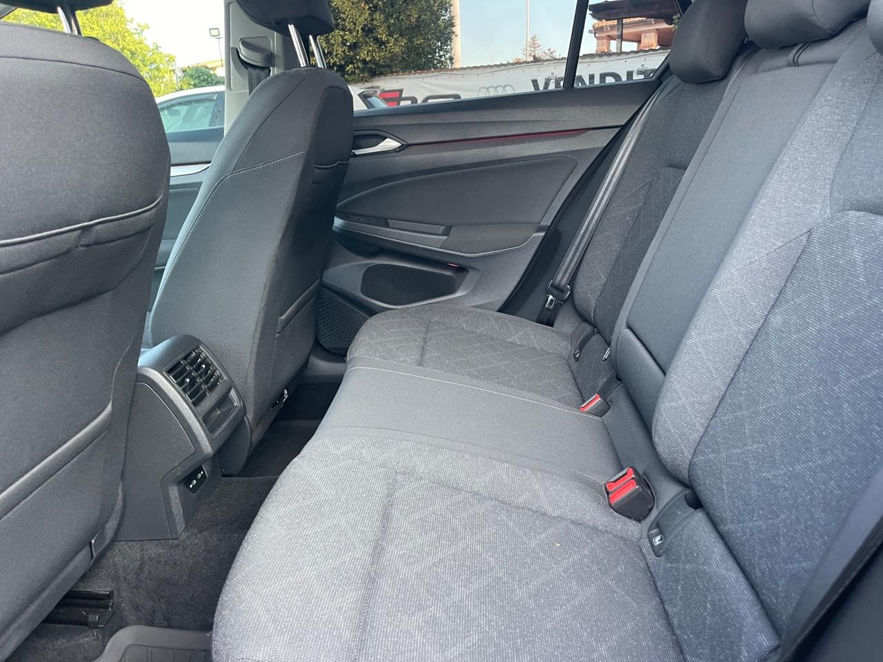 Volkswagen Golf 8 Style 1.0 TSI EVO 110cv