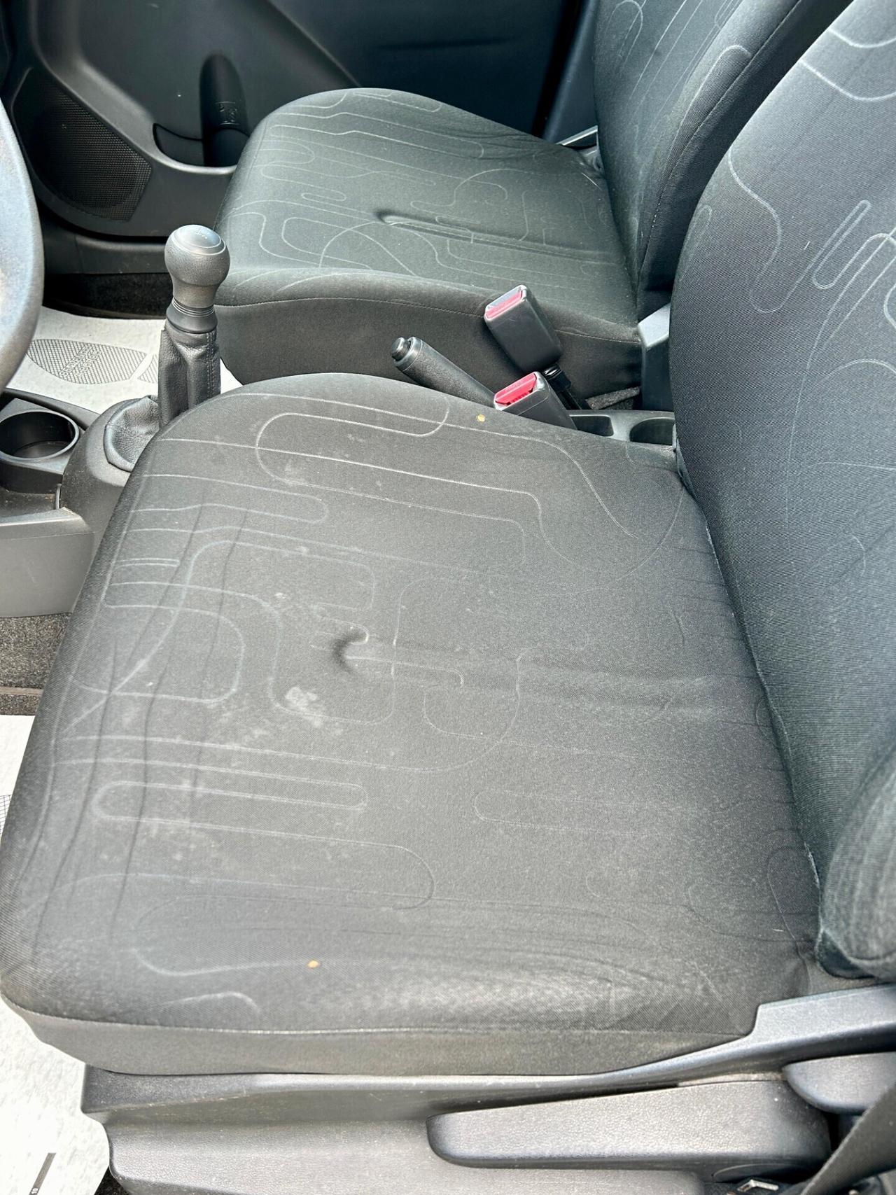 Toyota Yaris 1.0 5 porte Sol - OK NEOPATENTATO