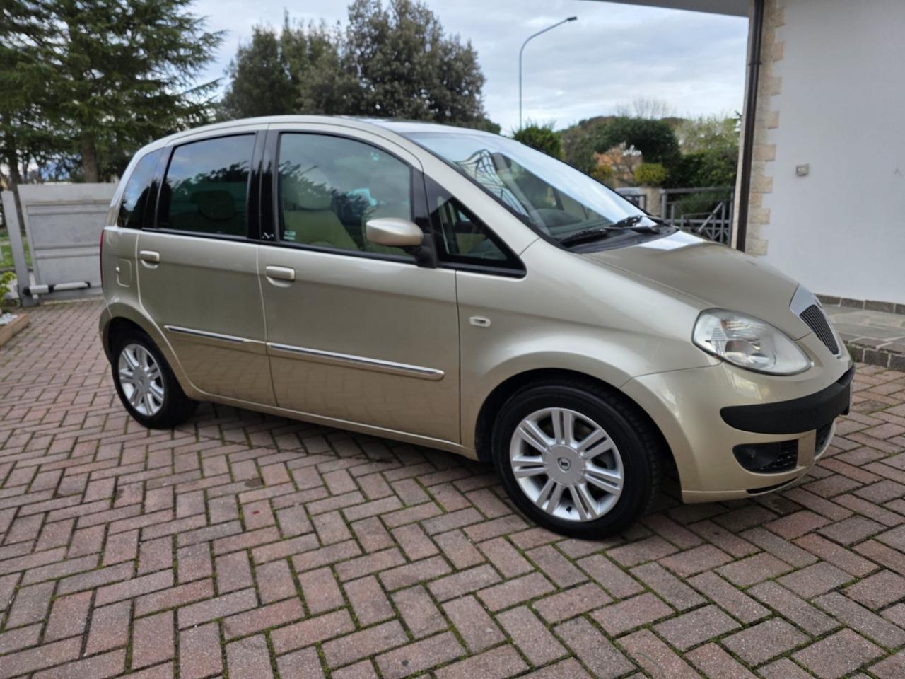 Lancia MUSA 1.3 Multijet 16V 90 CV Platino Plus