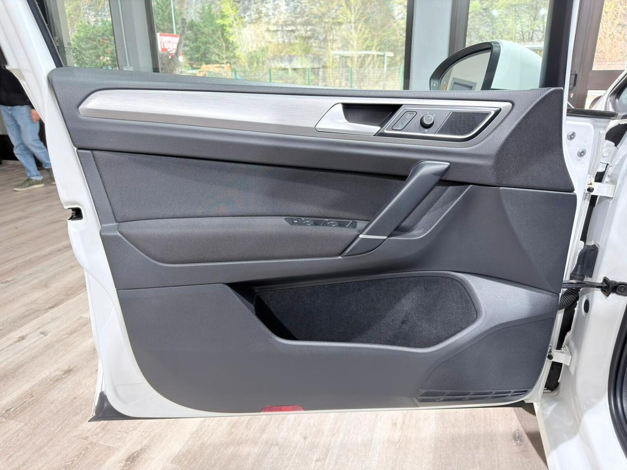 VW GOLF SPORTSVAN 1.6TDI 110cv DSG 115.000km 2015