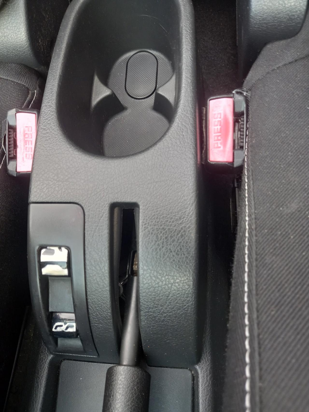 Peugeot 207 1.6 VTi 120CV CC aut. Féline CABRIO