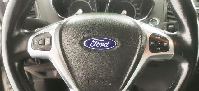 FORD EcoSport 1.5 TDCi 95 CV Titanium