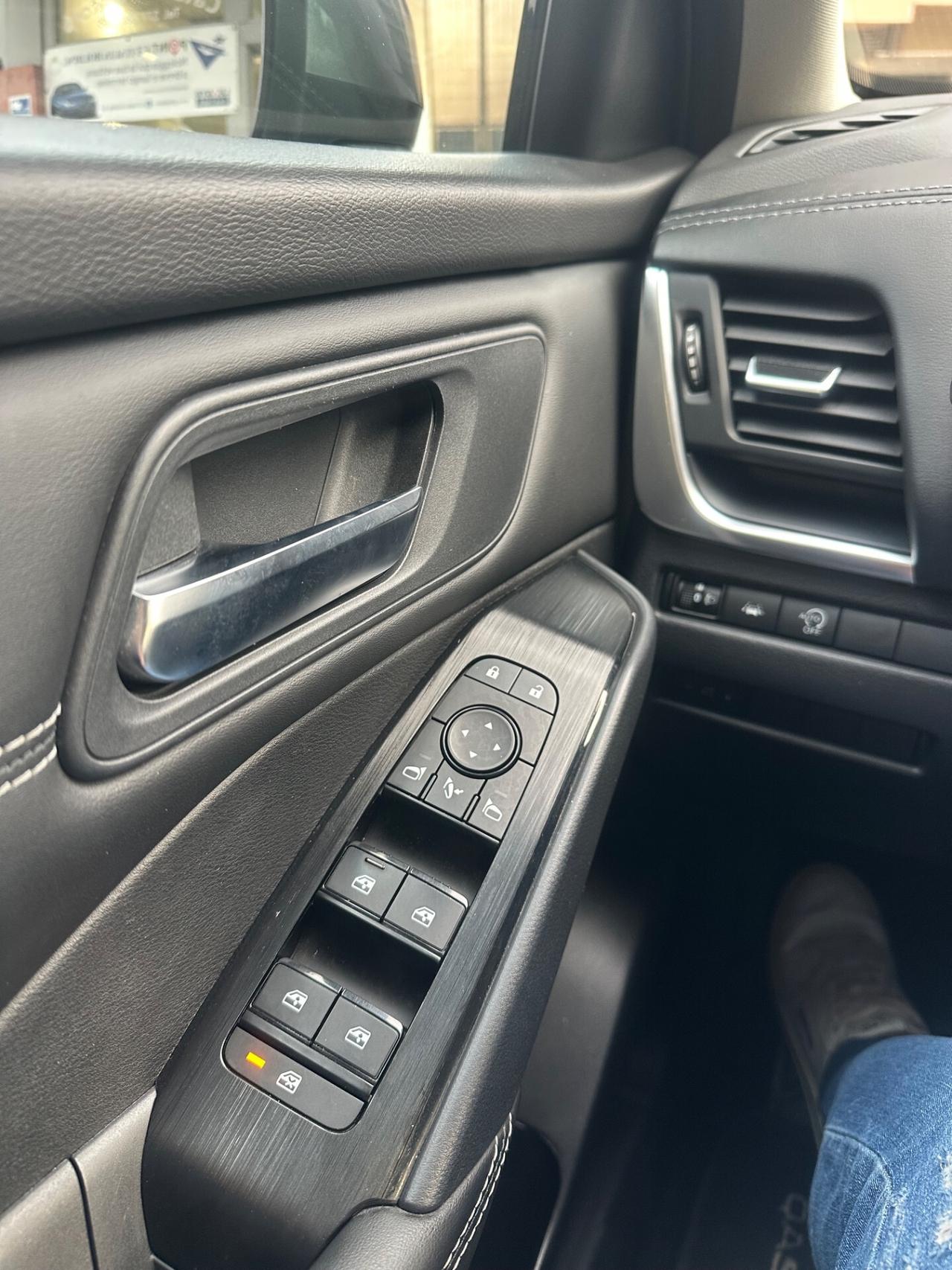 Nissan Qashqai MHEV 140 CV Business