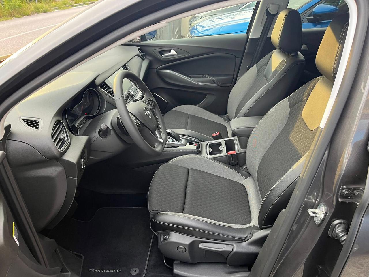 Opel Grandland X 1.6 Hybrid4 Plug-in 200CV aut. AWD