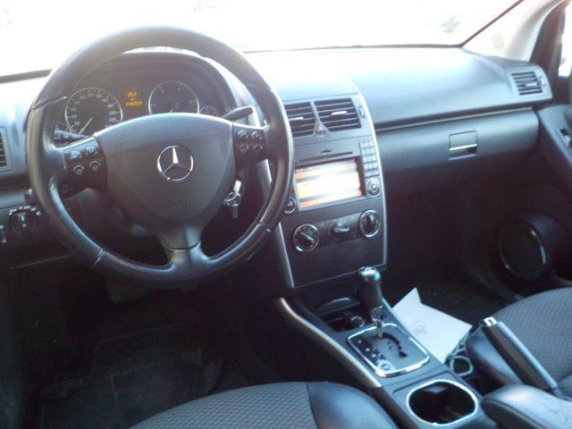 MERCEDES-BENZ A 180 CDI Automatica Premium