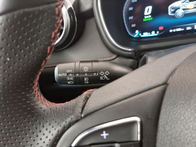 MG EHS Plug-in Hybrid Luxury