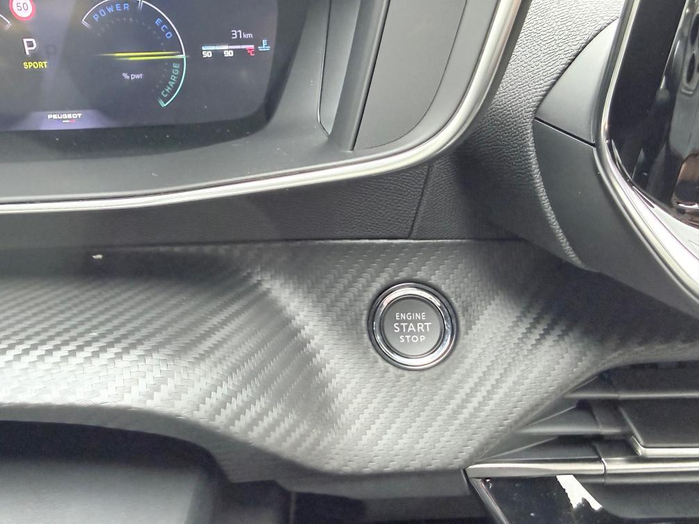 Peugeot 2008 2008 1.2 hybrid GT 145cv e-dcs6