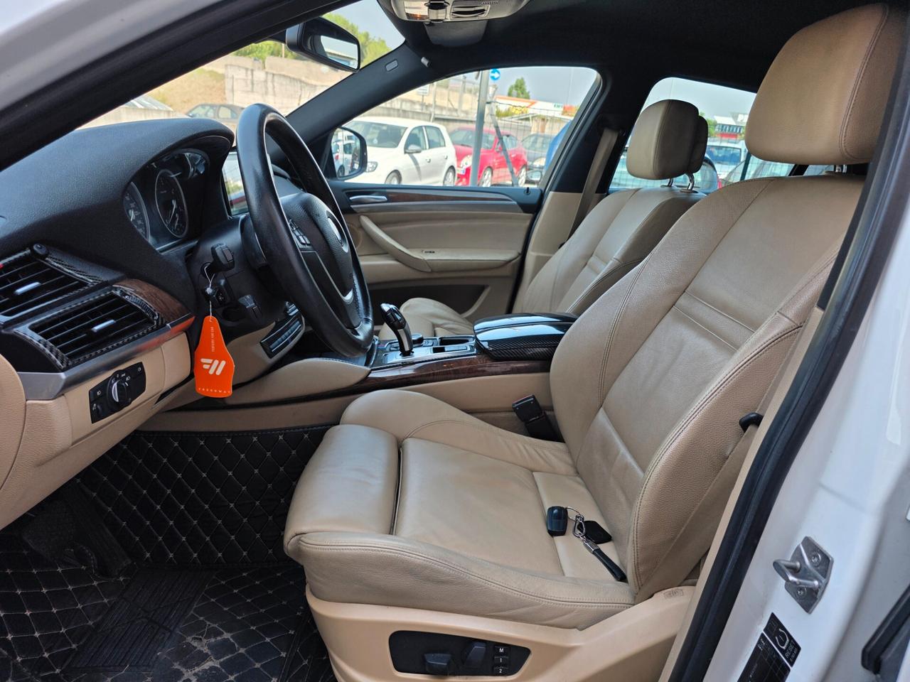 Bmw X6 xDrive30d Futura- SCHERMO GRANDE - PEDANE - ALLESTIMENTO M
