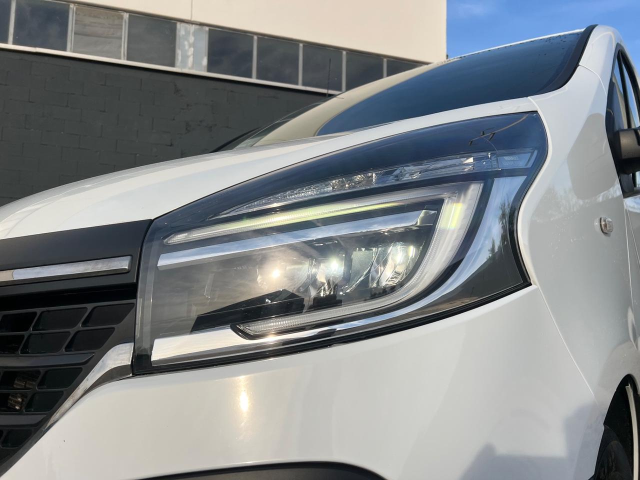 Renault Trafic 2.0 dci 145cv L1H1 85.000km - 2021