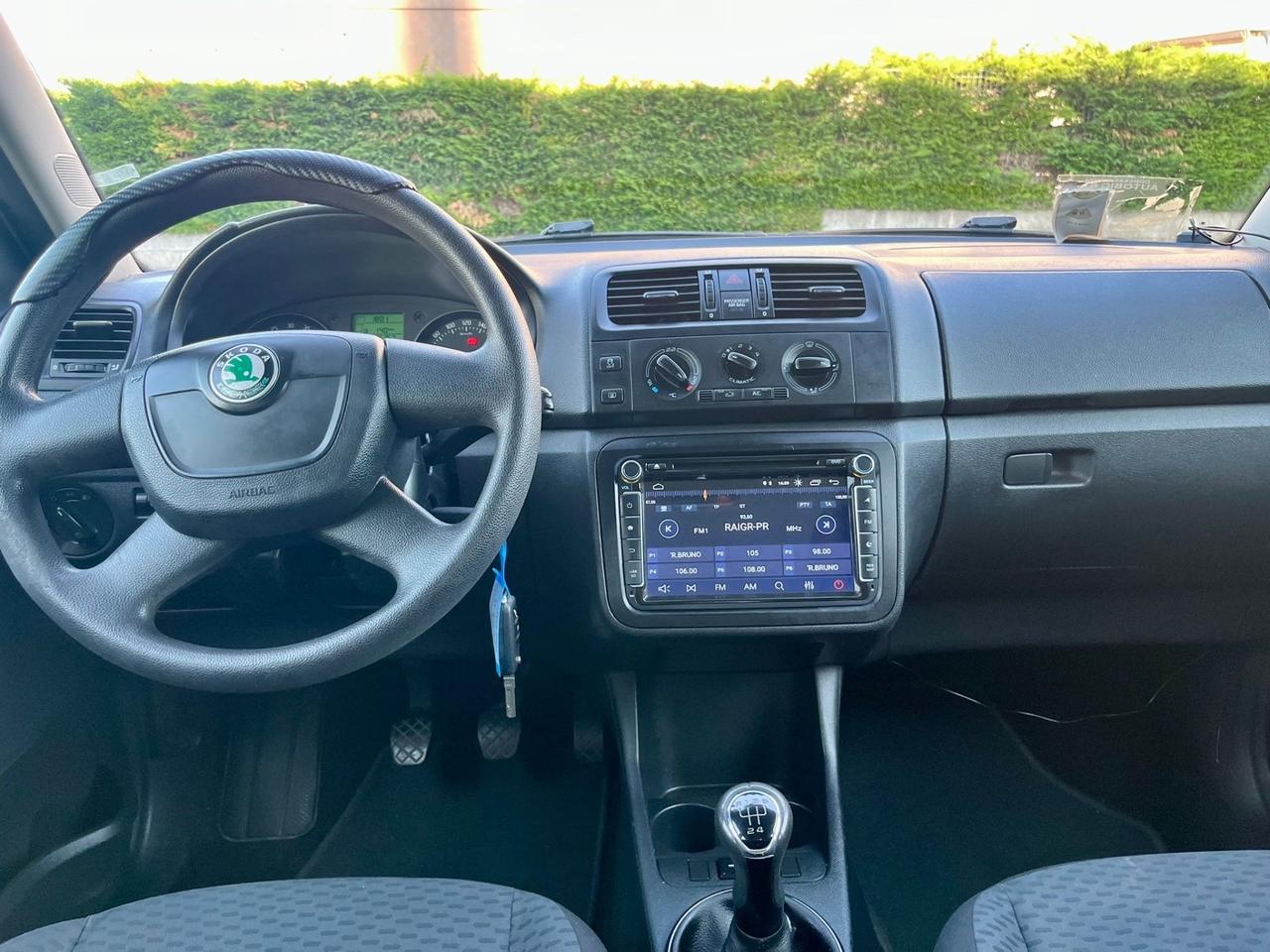 Skoda Fabia 1.6tdi 2011 195.000km per neopatentati