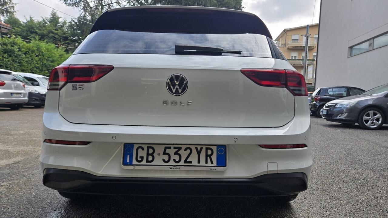 Volkswagen Golf 2.0 TDI SCR Style Neopatentati