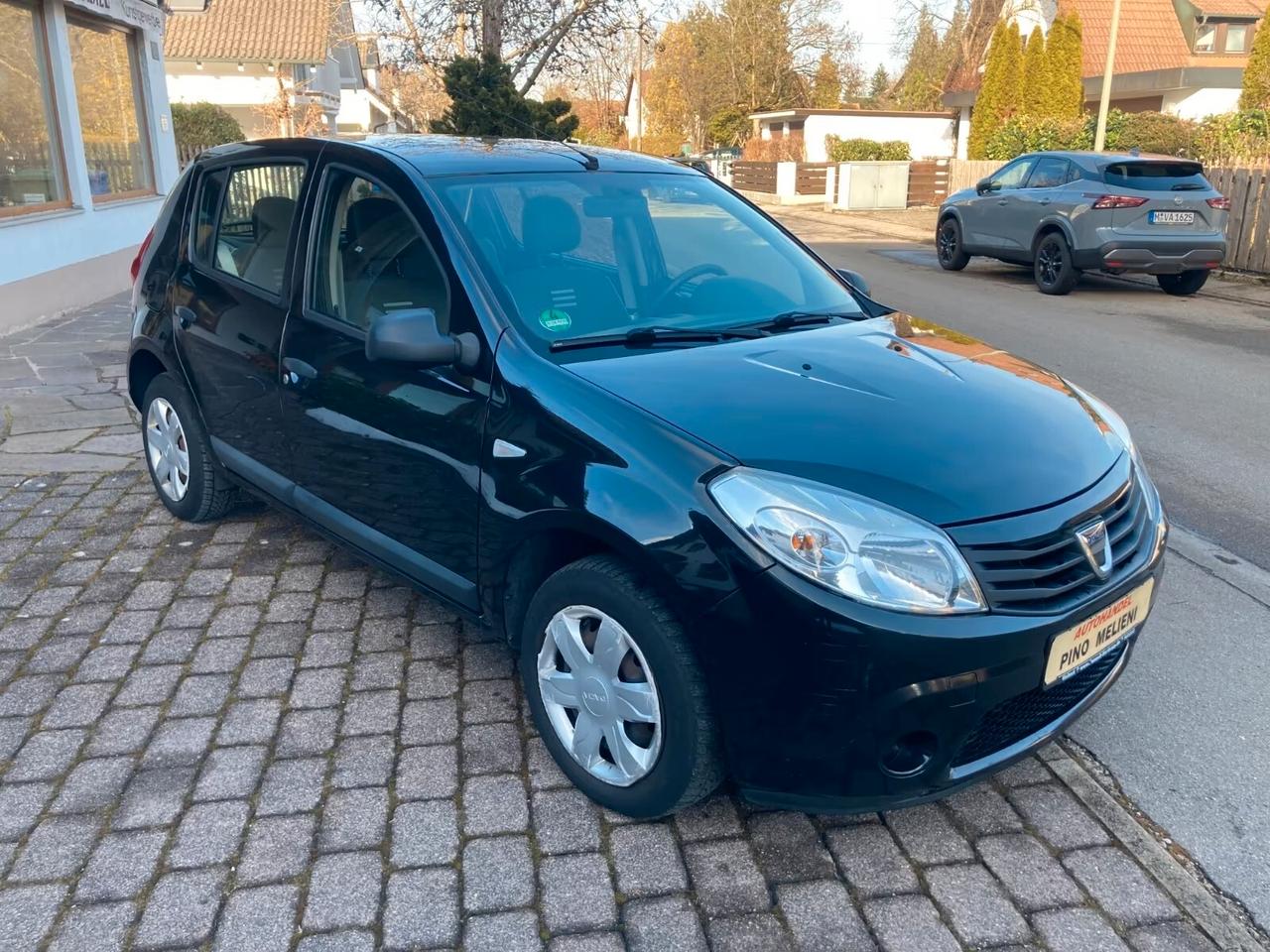Dacia Sandero 1.2 16V LIVE-CLIMA