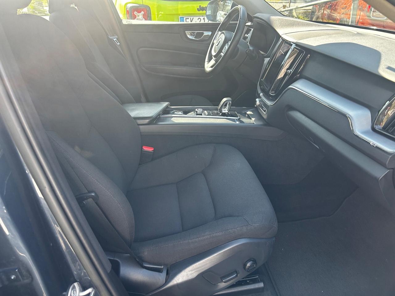 Volvo XC 60 XC60 B4 AWD auto