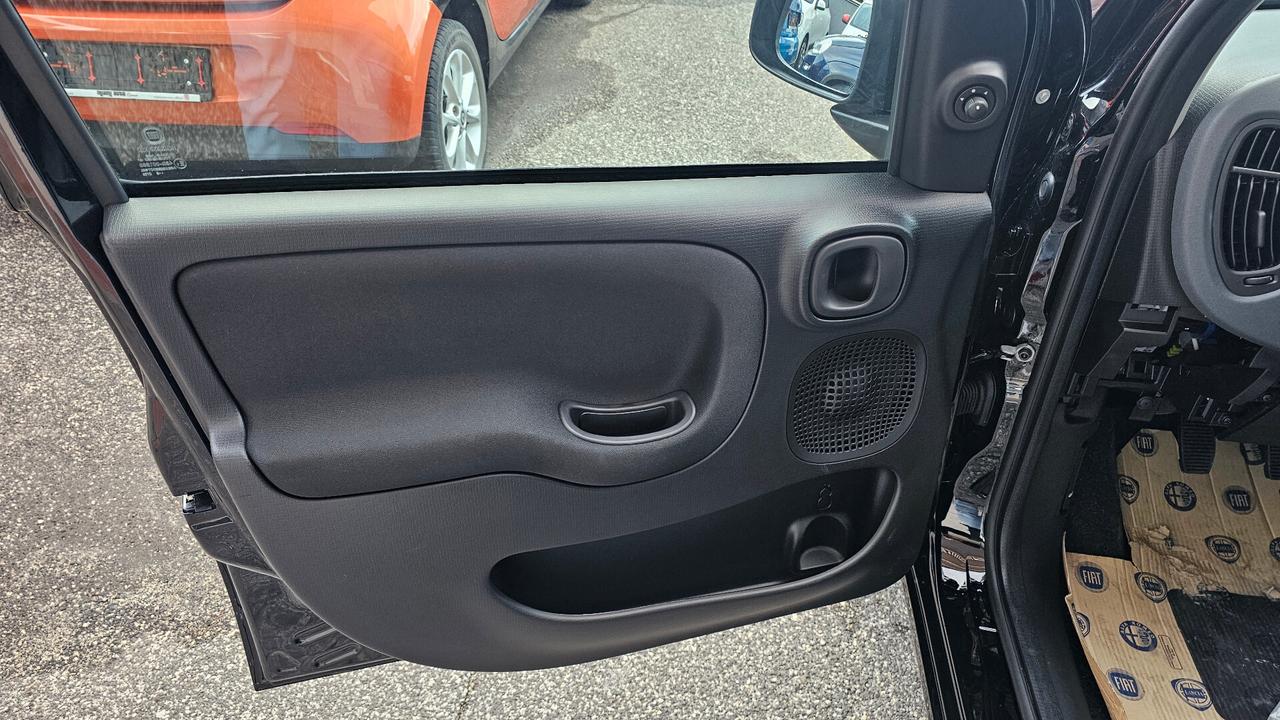 Fiat Panda 1.0 FireFly S&S Hybrid Pandina ICON KM0 REALE