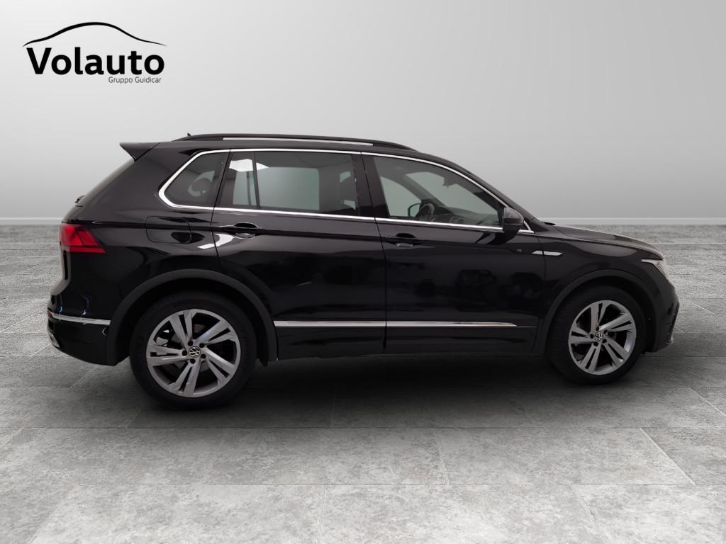 VOLKSWAGEN Tiguan II 2021 - Tiguan 1.5 tsi R-Line 150cv dsg