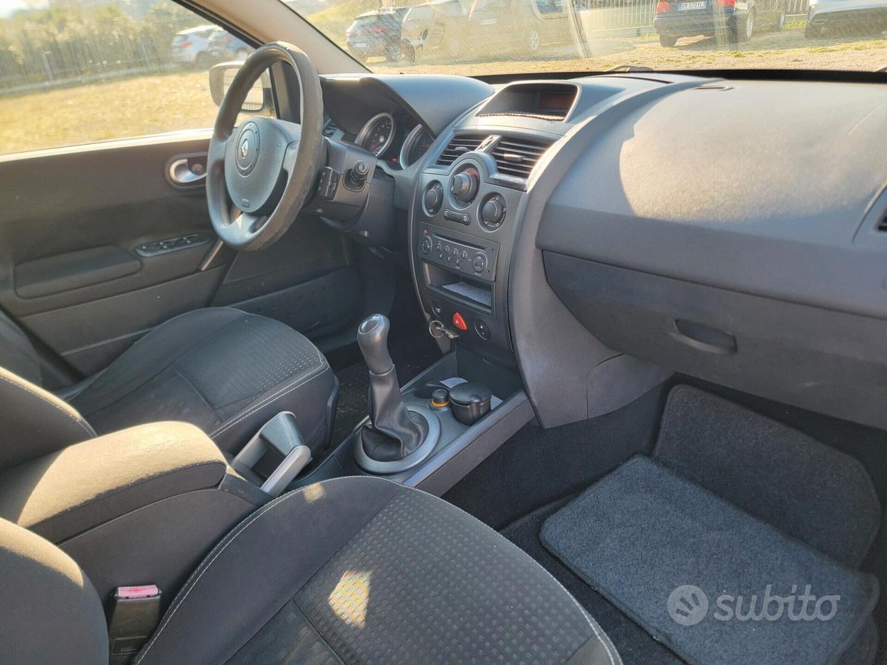 Renault Megane Mgane 1.5 dCi/85CV Grandtour Confo