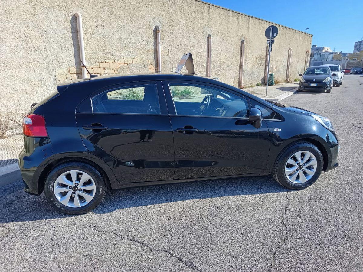 KIA Rio 1.1 CRDi 5p. Active Navigatore 2016