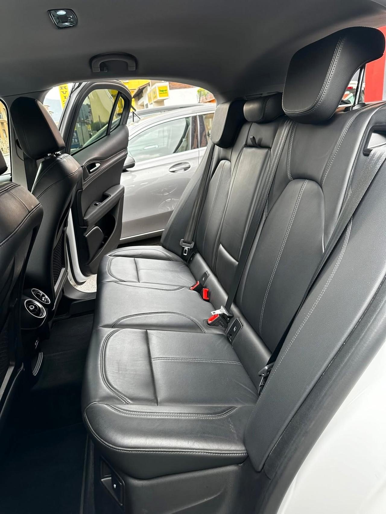 Alfa Romeo Stelvio 2.2 Turbodiesel 210 CV AT8 Q4 Super