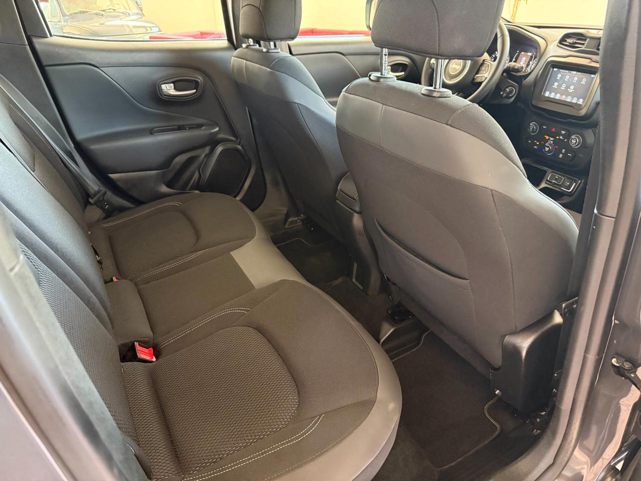 Jeep Renegade 1.6 Mjt 130 CV Longitude