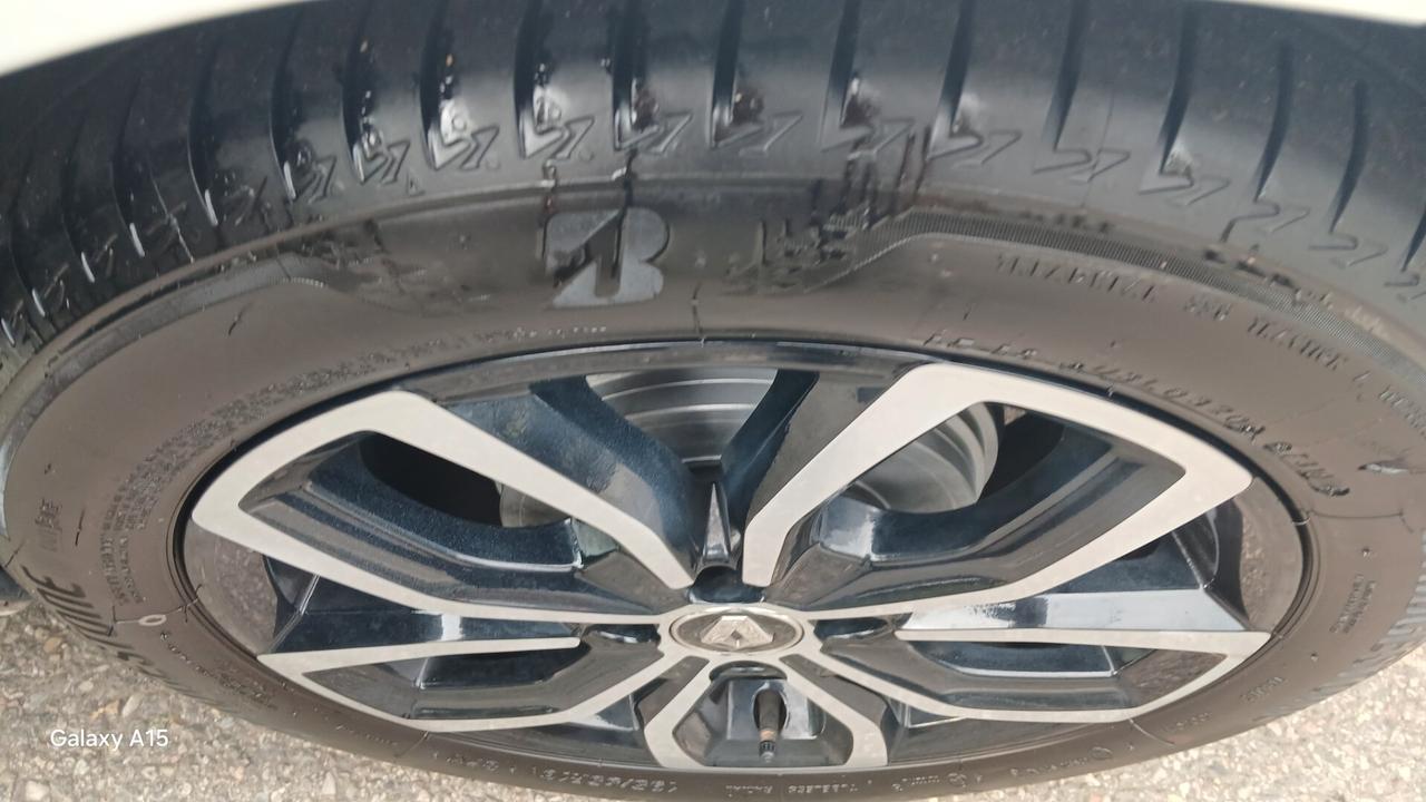 Renault Clio TCe 12V 90 CV GPL MOSCHINO INTENSE