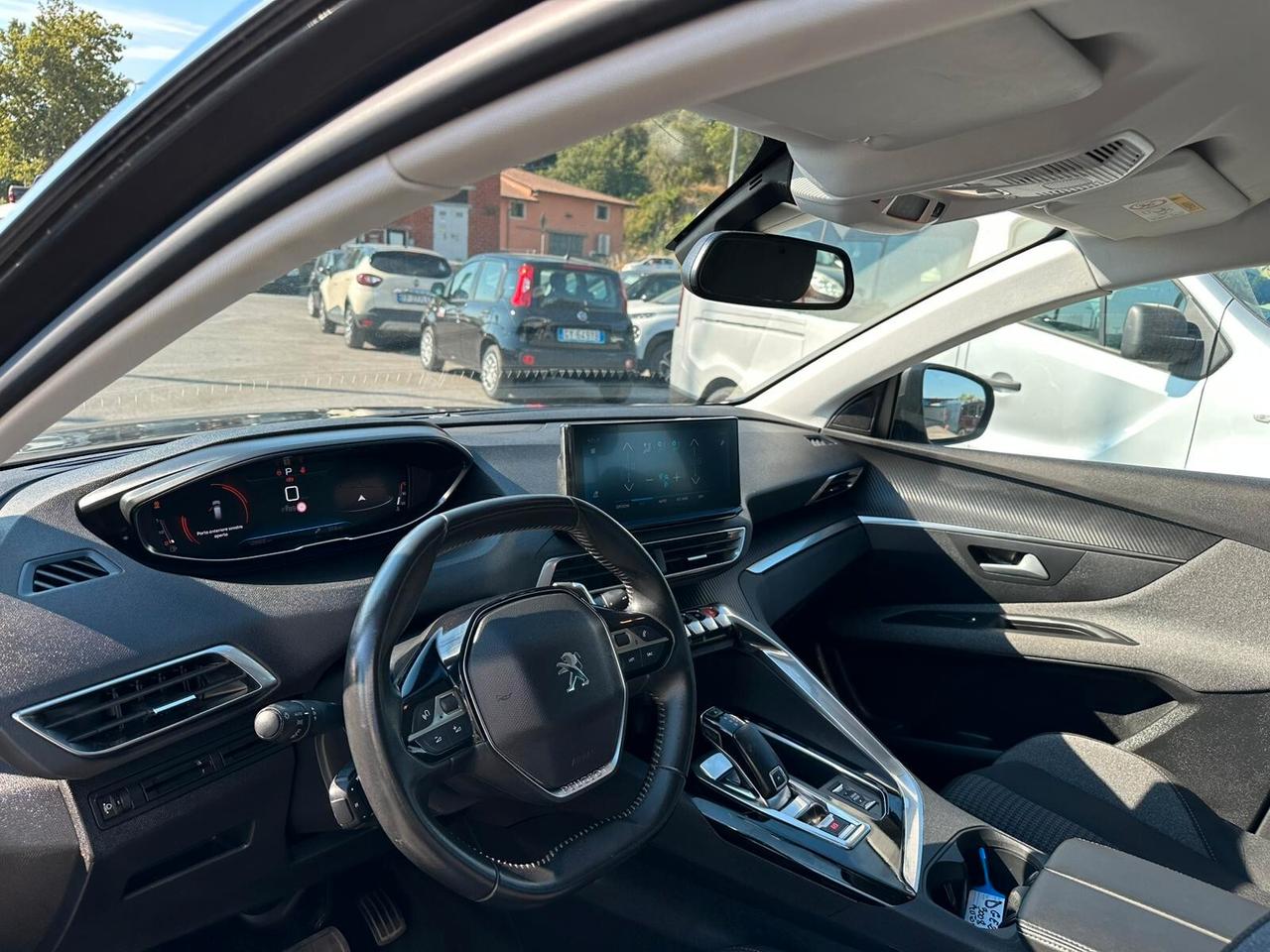 Peugeot 3008 BlueHDi 130 S&S EAT8 Allure
