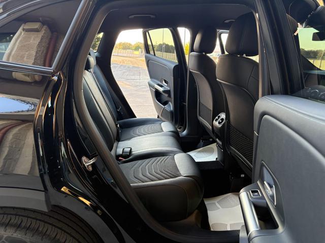 MERCEDES-BENZ GLA 250 e phev hybrid EQ Sport Plus Night Pack