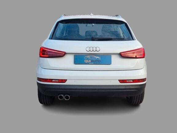 Audi Q3 2.0 TDI 120 CV Business